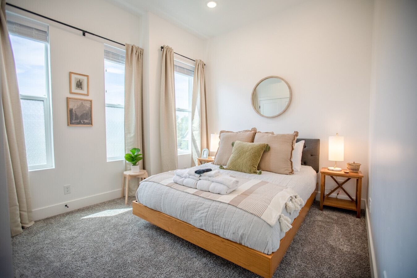 2 bedrooms, desk, iron/ironing board, free WiFi