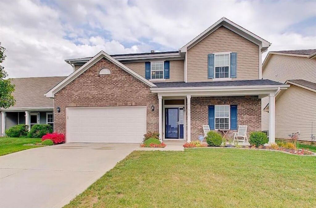 Comfy and spacious Westfield splendor!