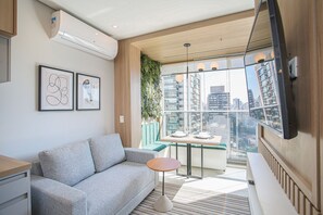 City Studio | Living area - Helbor Wide (São Paulo)