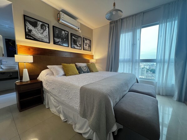 2 habitaciones, escritorio, tabla de planchar con plancha y wifi gratis