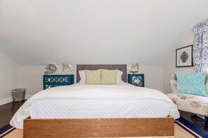 2 habitaciones, escritorio, tabla de planchar con plancha y wifi 