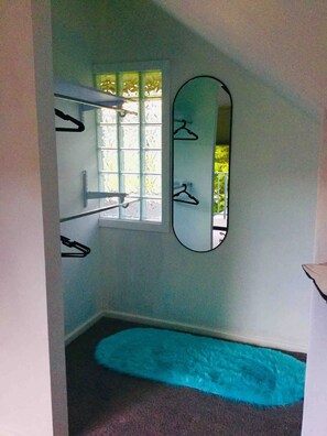 Interior - Hikers paradise/couples escape. Cls to MONA/Hobart (Glenorchy)