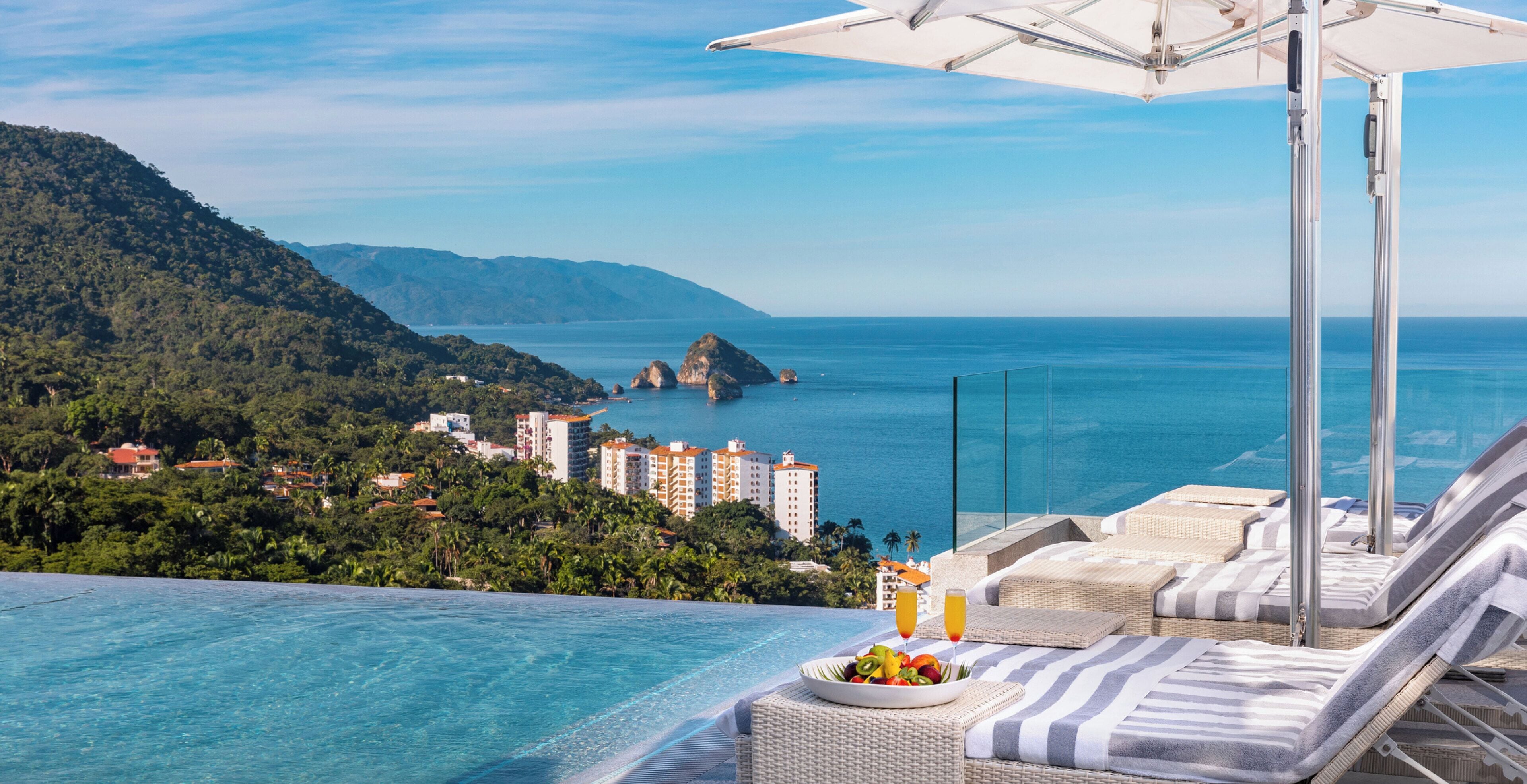 4 outdoor pools, pool cabanas (surcharge), pool umbrellas