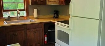 CreekWalk Cabin