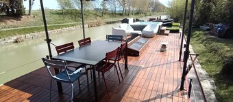 Péniche Mirage, Guest room