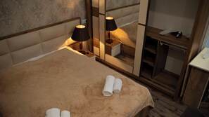 1 slaapkamer, een strijkplank/strijkijzer, gratis wifi, beddengoed