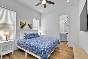 4 bedrooms, iron/ironing board, free WiFi, bed sheets - NEW! Modern Townhouse with Heated Pool! Dog-Friendly - Walk to Beach! (South Padre Island)