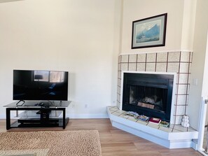 Interior - Downtown Oasis (Anchorage)