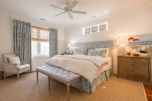 5 Schlafzimmer, Bügeleisen/Bügelbrett, WLAN