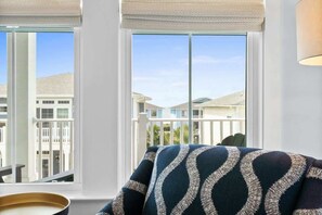 Interior - Blue Heaven by Brunswick Vacation Rentals: Home with Heated pool & Beach Club (Ocean Isle Beach)