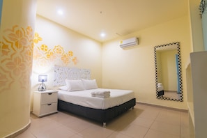 Design Room | Soundproofing, free WiFi, bed sheets - San Felicin Hostel (Cartagena)