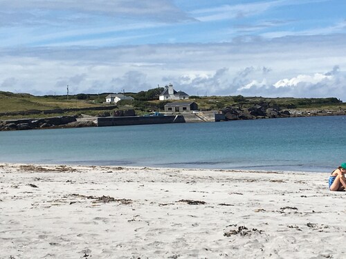 (Family and pet friendly), Inishmore, Aran Islands, Large spacious property!