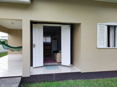 House per day, 100mts from the sea