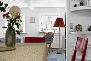 Dining - Charming house near the sea (Svaneke)