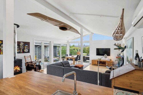 Cozy and large summer house near Roskilde Fjord