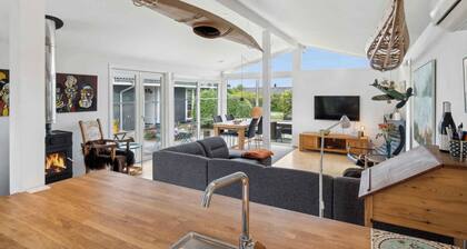 Cozy and large summer house near Roskilde Fjord