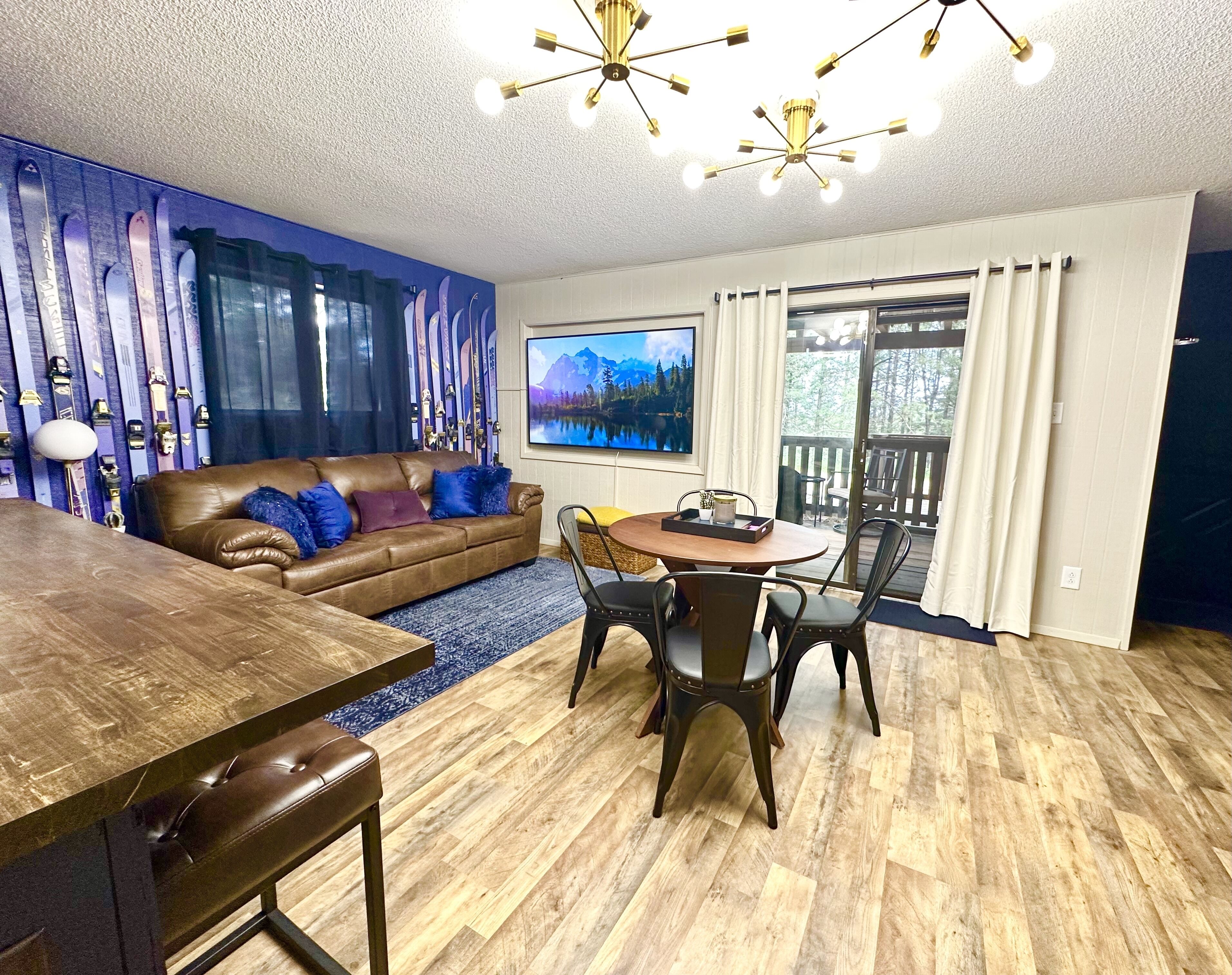 TV connectée, cheminée