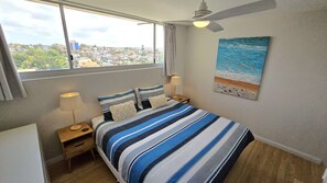 2 quartos, ferros/tábuas de passar roupa, Wi-Fi, roupa de cama