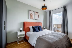 1 slaapkamer, een strijkplank/strijkijzer, wifi, beddengoed