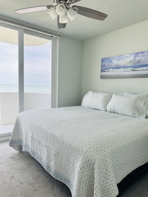 2 bedrooms, iron/ironing board, free WiFi, bed sheets - Wake up to the sound of waves and panoramic Gulf views at this beachfront condo  (Marco Island)