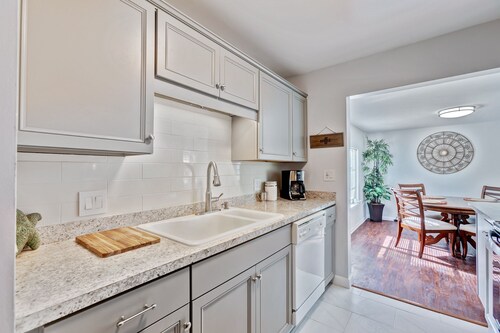 Experience Serene Living: Charming 3/1 Home Walk to New Public Golf Course WPB!"