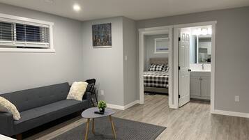 Televisor intel·ligent i llibres