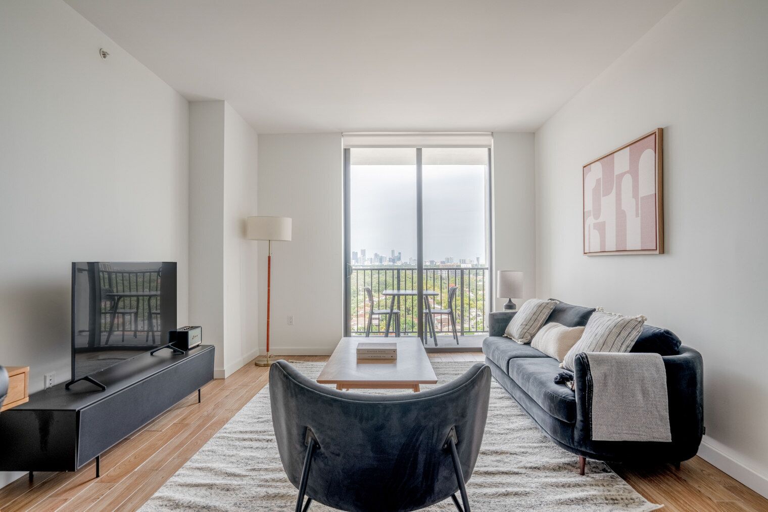Dreamy Coral Gables 1BR w/ Gym & Pool, nr Shops & Dining, by Blueground
