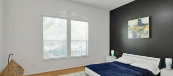 Finest Luxury Resort-Style VILLA Home!PANORAMIC WATERFRONT PRIVATE LAKE SHORE! 
