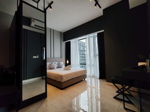 Individually decorated, individually furnished, blackout drapes - The Axon Bukit Bintang by SMOVF BNB (Kuala Lumpur)