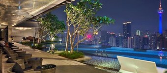 The Axon Bukit Bintang by SMOVF BNB