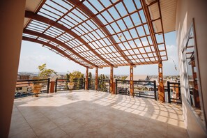 Ngoại thất