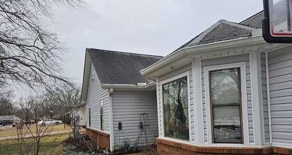 Luxurious 3 bed 2 bath getaway