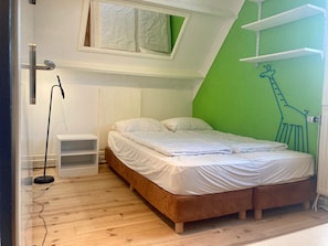 3 bedrooms, internet