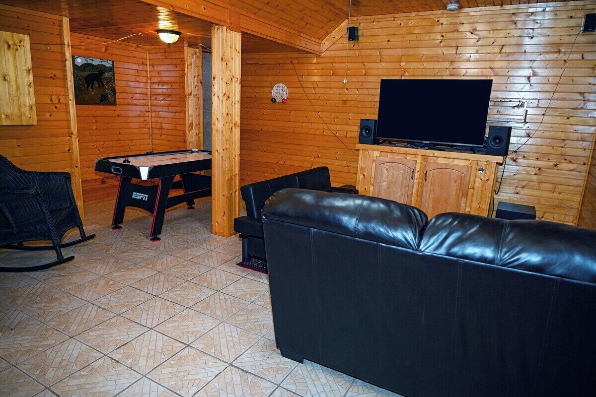 Spielezimmer
