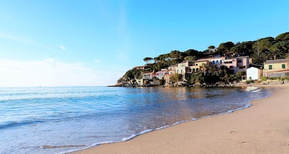 Casa Meli, in the countryside of Portoferraio...