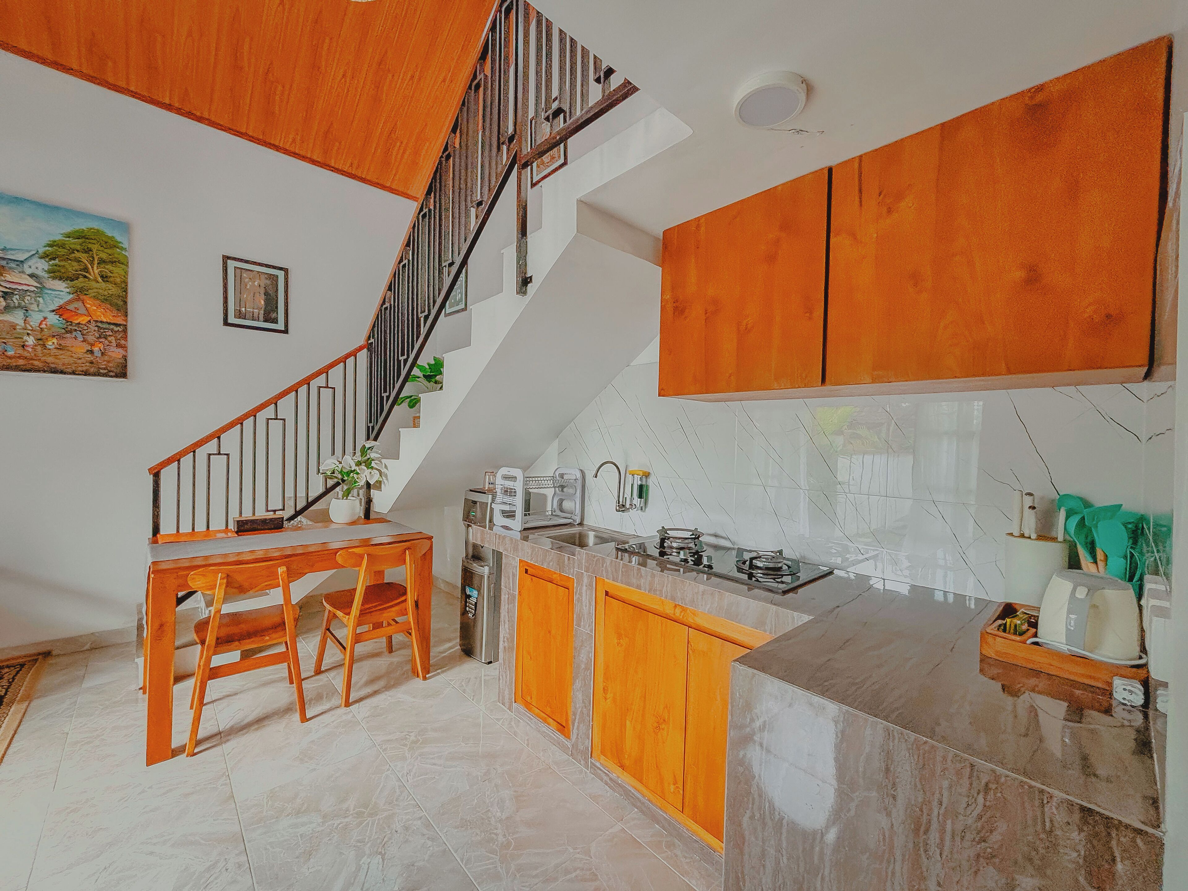 Premium-huvila | Yksityinen keittiö | Jääkaappi, liesi, astianpesukone, vedenkeitin