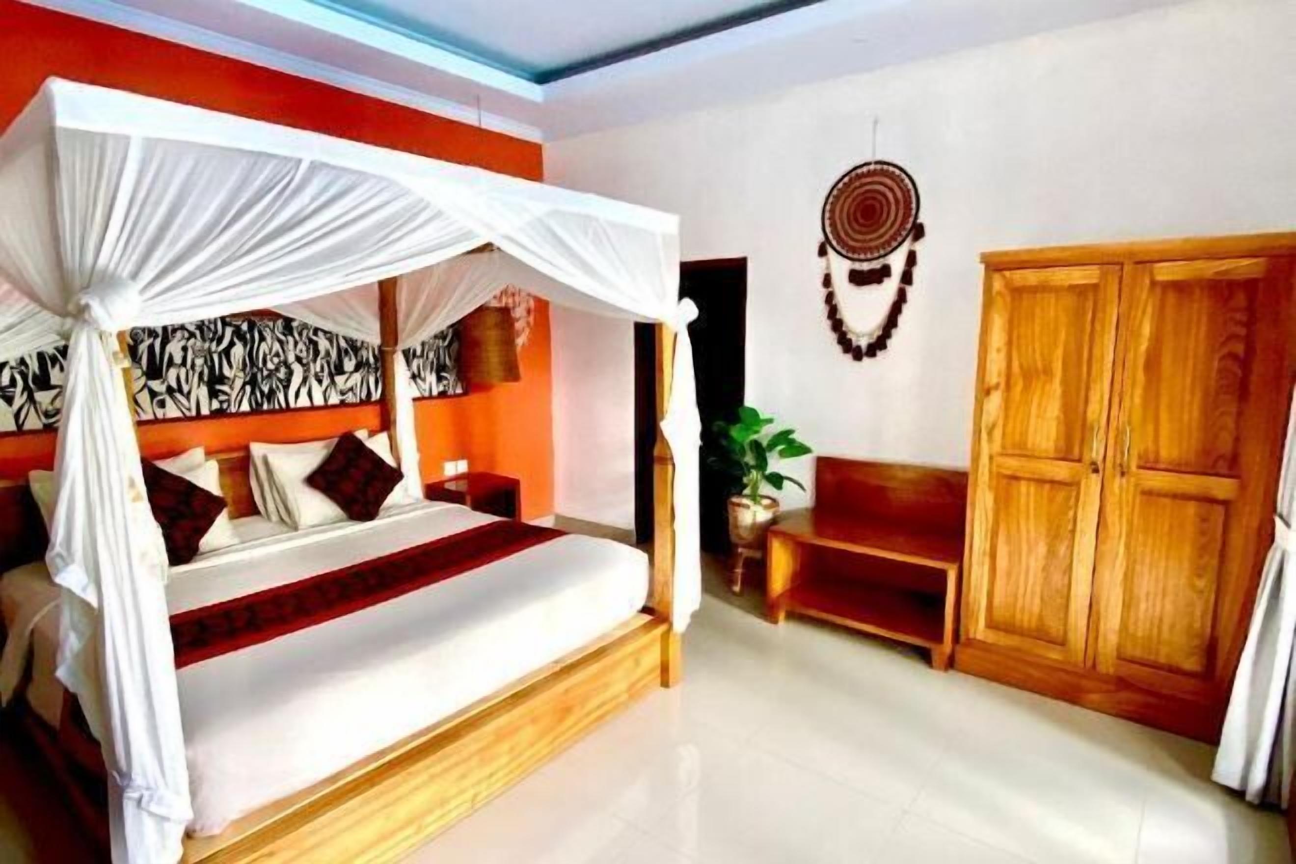 1 makuuhuone, ylelliset vuodevaatteet, memory foam -patjalliset sängyt