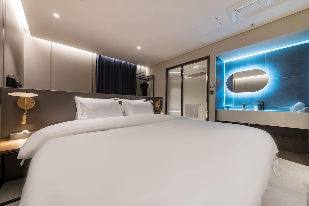 Habitación Deluxe, vistas parciales al mar | Wifi gratis