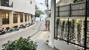 Unclassified image, 2 of 32, button - Paradise Pearl West Lake (Hanoi)