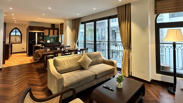 Unclassified image, 1 of 32, button - Paradise Pearl West Lake (Hanoi)