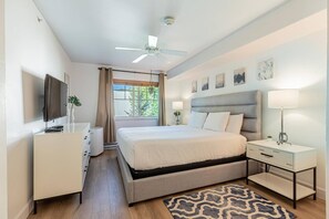 2 Schlafzimmer, Schreibtisch, Internetzugang, Bettwäsche