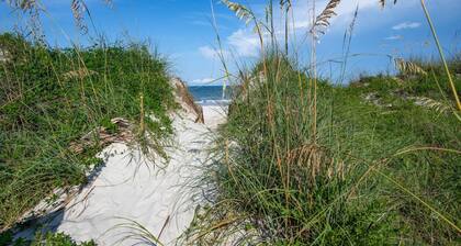 Steps to Sand! New Updates! Sunroom, Suites, Walk to Restaurants, Shops, Pier! $300 in Free Tickets!