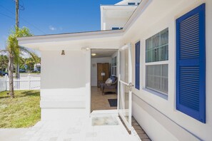 Exterior detail - Steps to Beach! Suite Bedrooms, Walk to Shops and Pier, Minutes to Downtown, $300 in Free Tickets! (Saint Augustine)