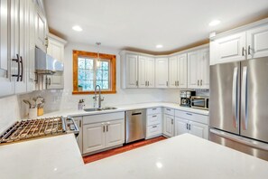 House | 2 bedrooms - Cobblestone Cottage in Ocean Shores (Ocean Shores)