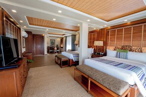 Suite Grand | Ropa de cama de alta calidad, colchones con acolchado adicional, minibar