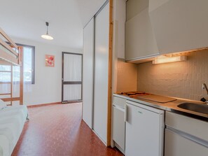Microwave, toaster, high chair