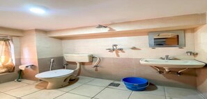 Shower, rainfall showerhead, towels, soap - MeroStay 222 Guest House DD (Bhaktapur)