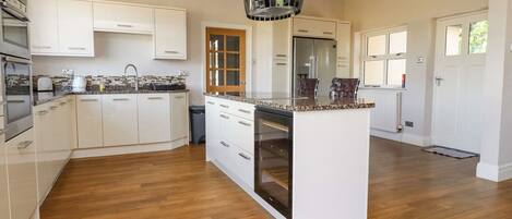 Fridge, dishwasher, electric kettle, toaster