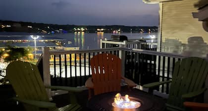 La Casa! One of 3 Luxury Villas with boat parking overlooking Honey Creek Marina