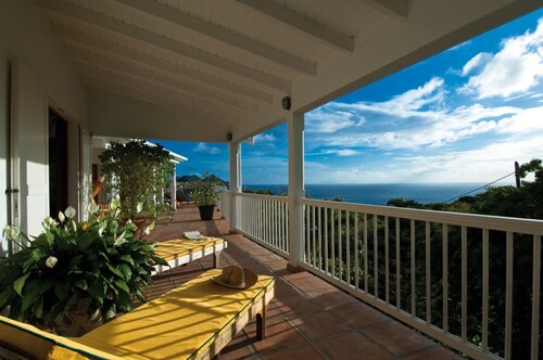 Villa ANA – Mediterranean Elegance with Sunset Views over Gouverneur Bay